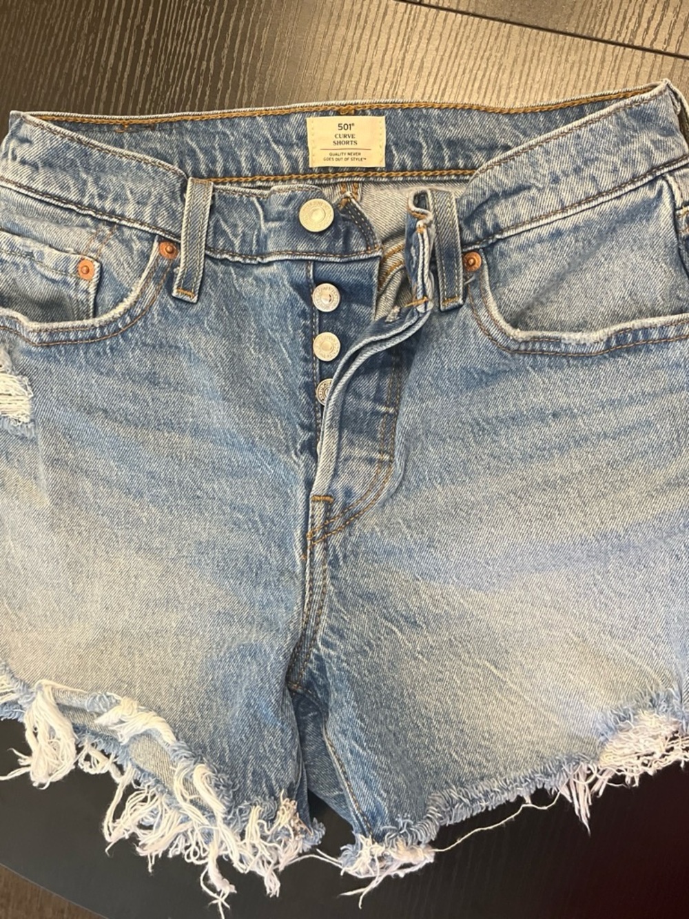 Levi's 501 Curve shorts